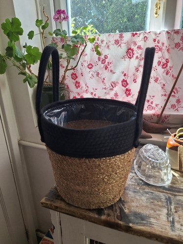 Basket plant pot - pot,, with